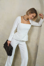 Елегантний костюм із поясом, молочний KA.EL