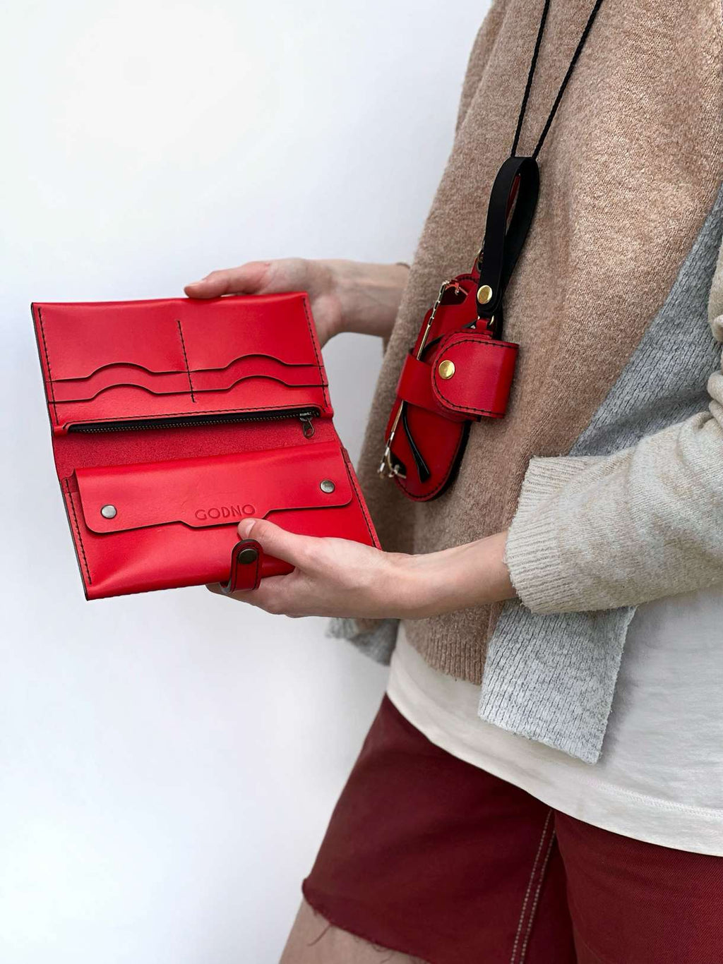 Органайзер Travel book від GODNO - GODNO, Червоний