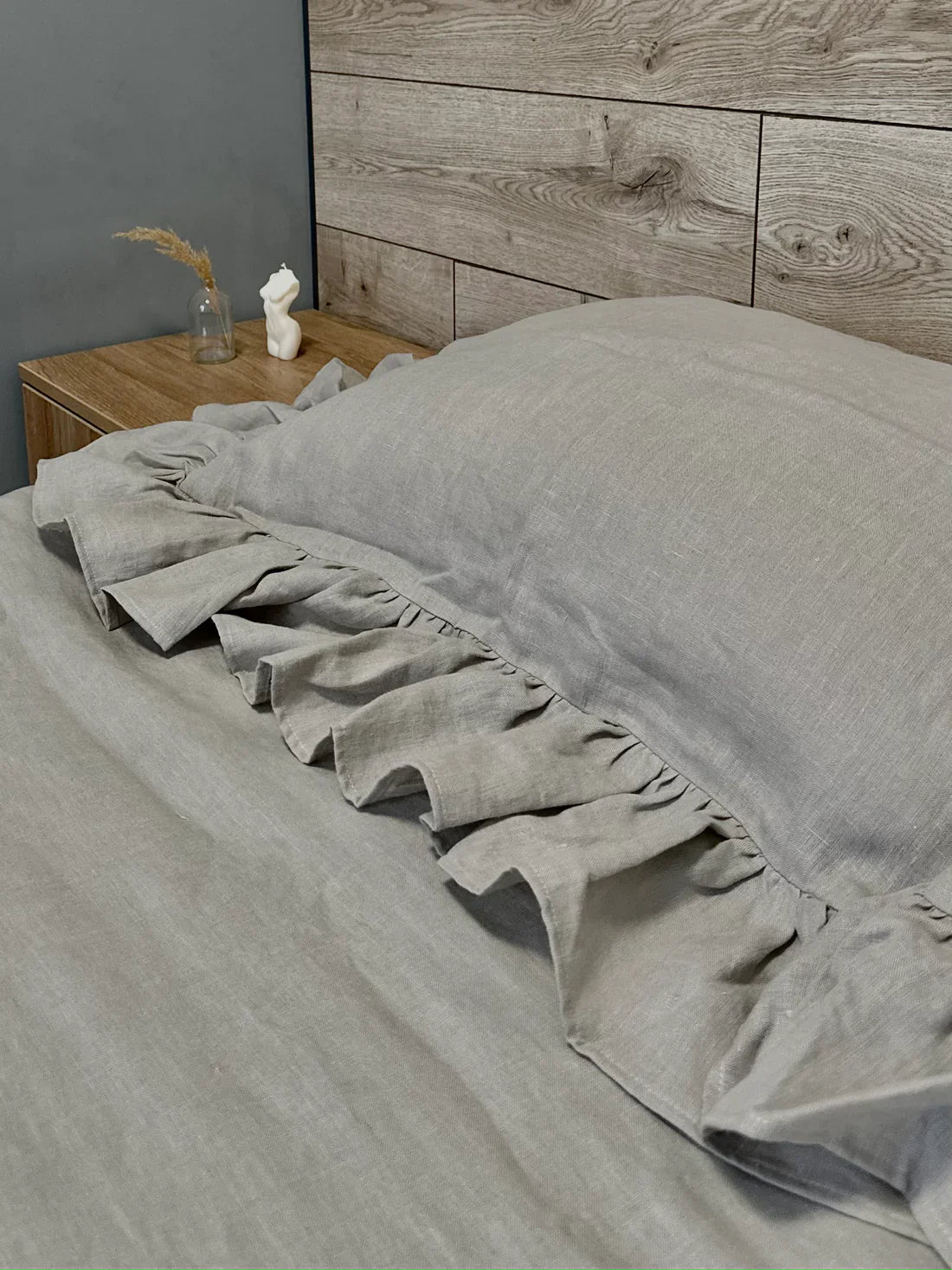 Комплект постільної білизни з рюшами з натурального мягкого льону, двоспальний від SAVE yourself