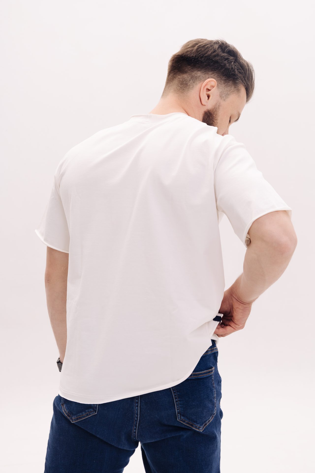 Tričko s potlačou „Rieka Dneper s názvami ukrajinských miest“ od značky SomeUrbanMonk