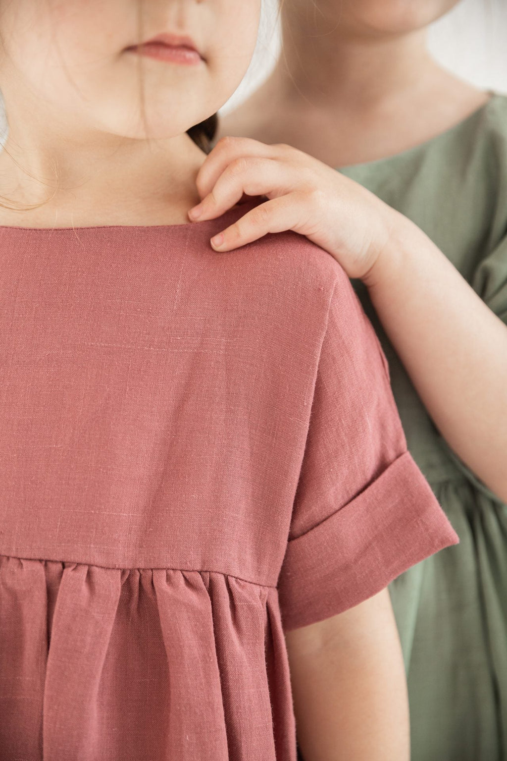 Дитяча сукня Емма з кропиви рожево-бузковий VIRA APPAREL