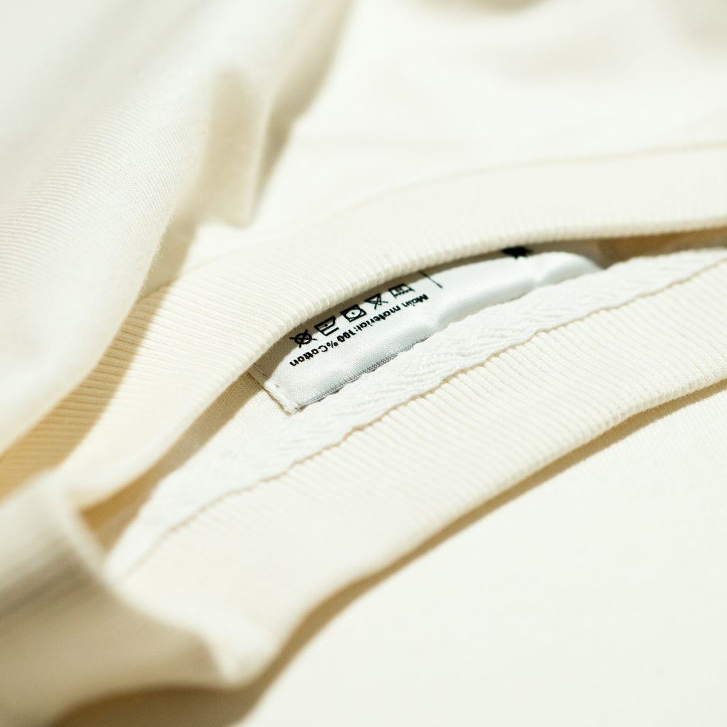 Unisex tričko Marigolds od REBELpatterns