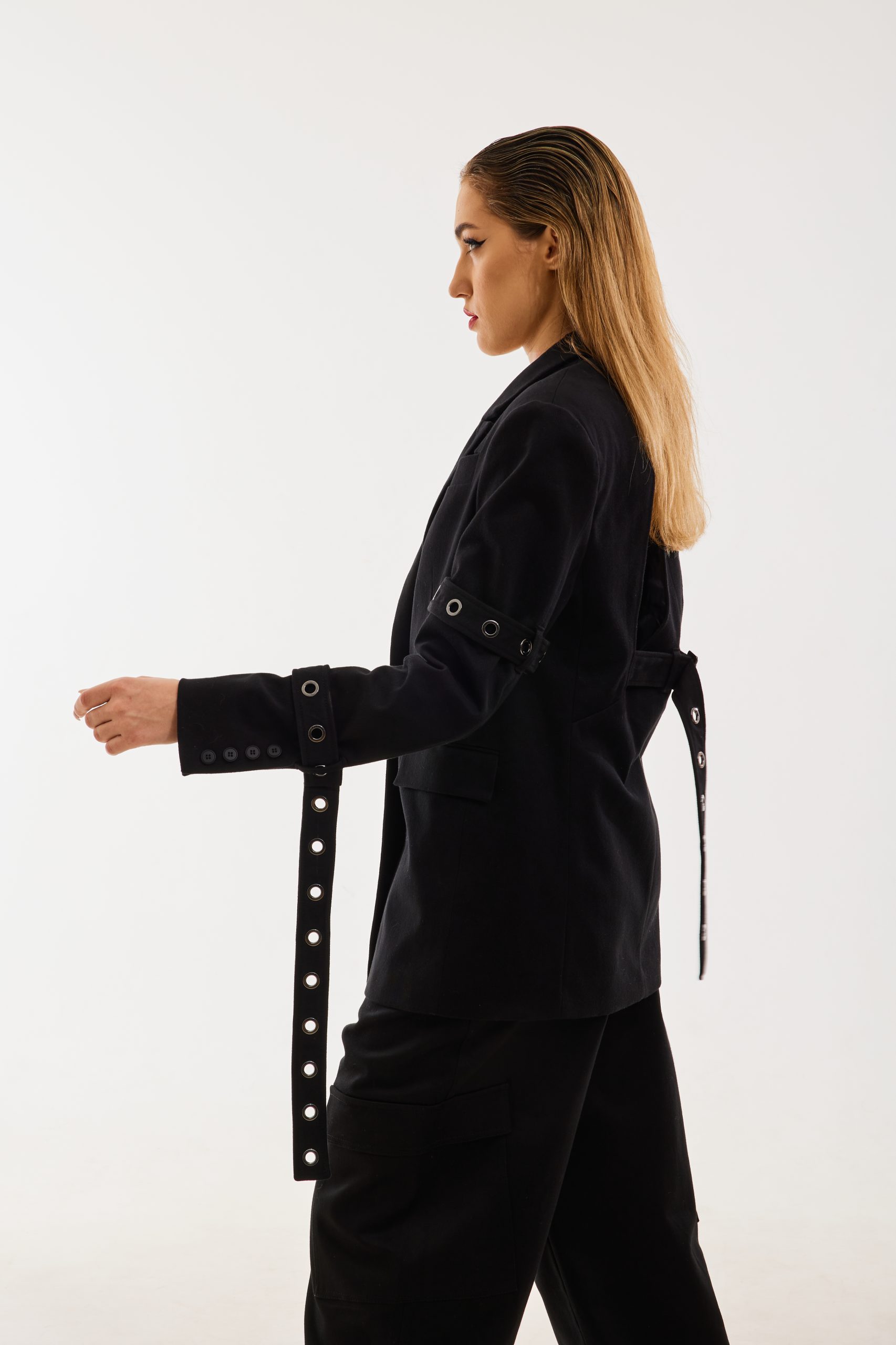 Жакет чорний BRU