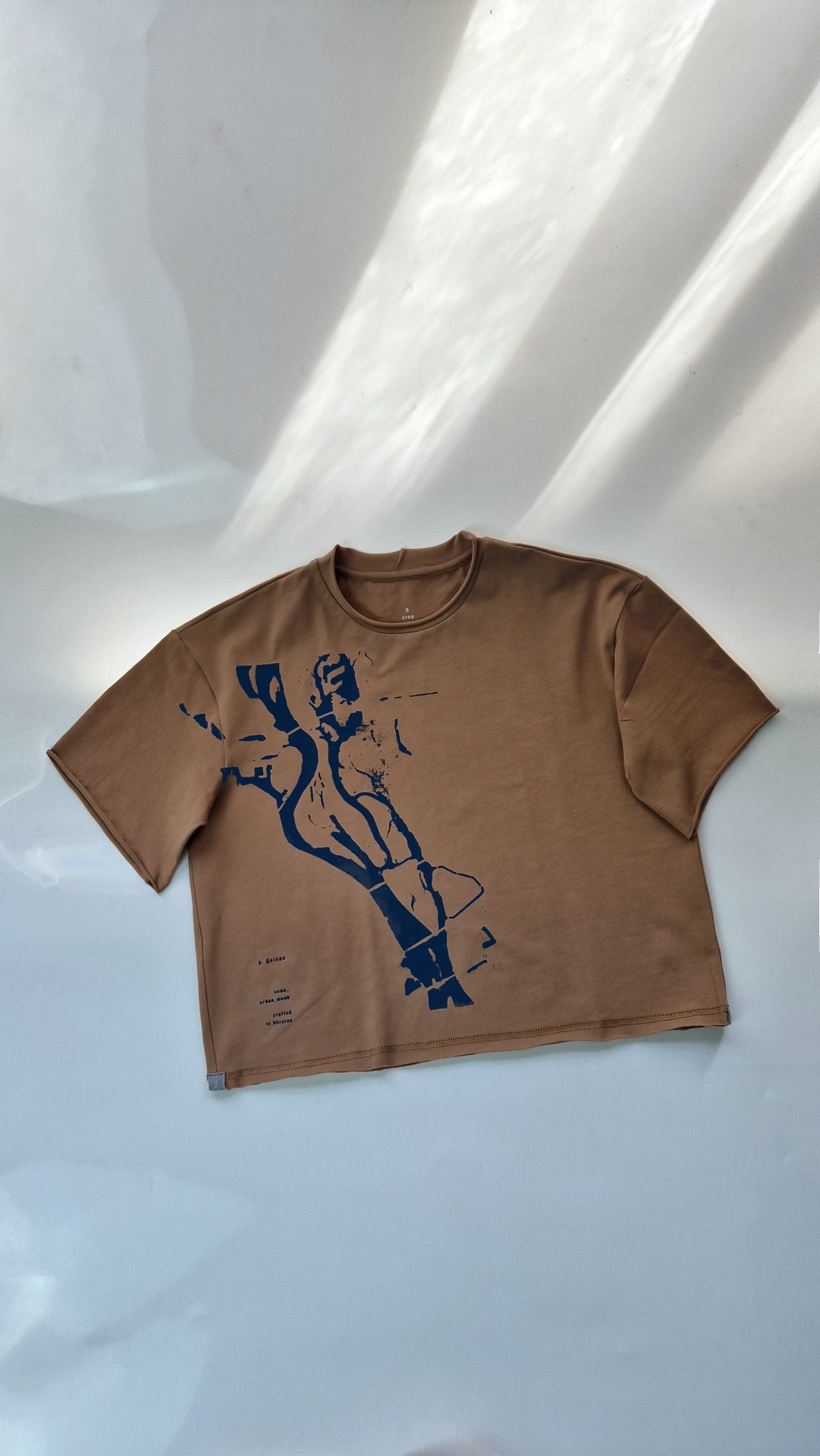 Футболка crop принт «Річка Дніпро (Київ)» від бренду SomeUrbanMonk