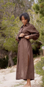 Maxi košeľové šaty z talianskeho ľanu od SAVE YOURSELF