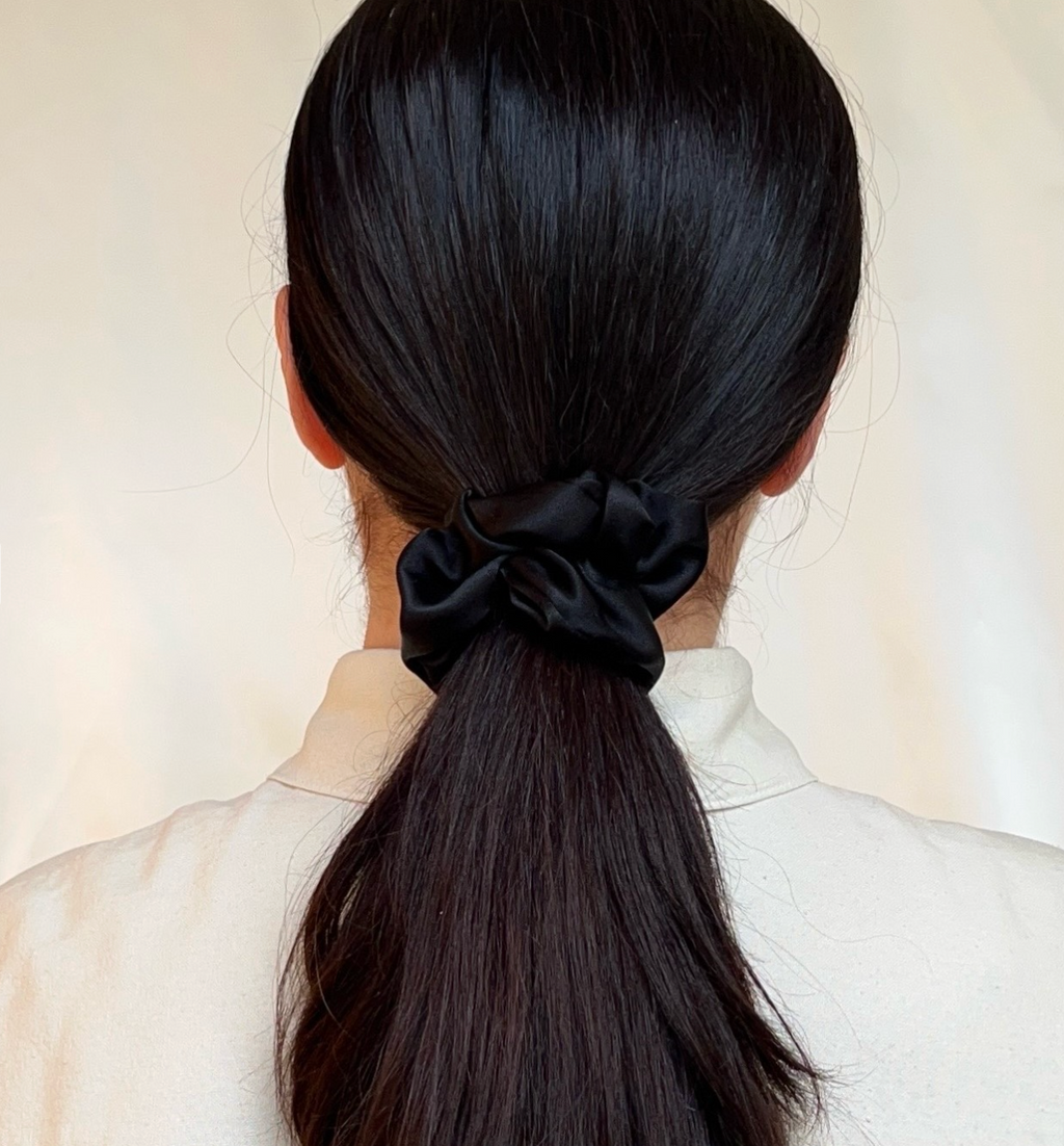 Шовкова резиночка "Пишна", багато кольорів, 17-19 момі