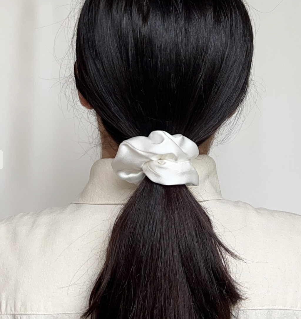 Шовкова резиночка "Пишна", багато кольорів, 22 момі