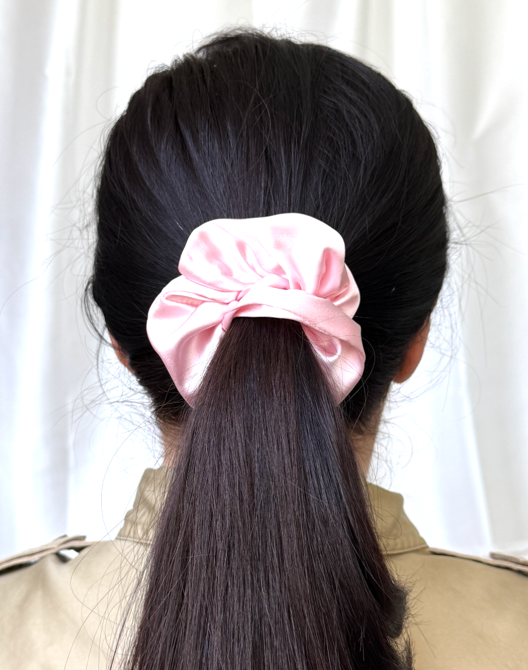 Шовкова резиночка "Пишна", багато кольорів, 17-19 момі