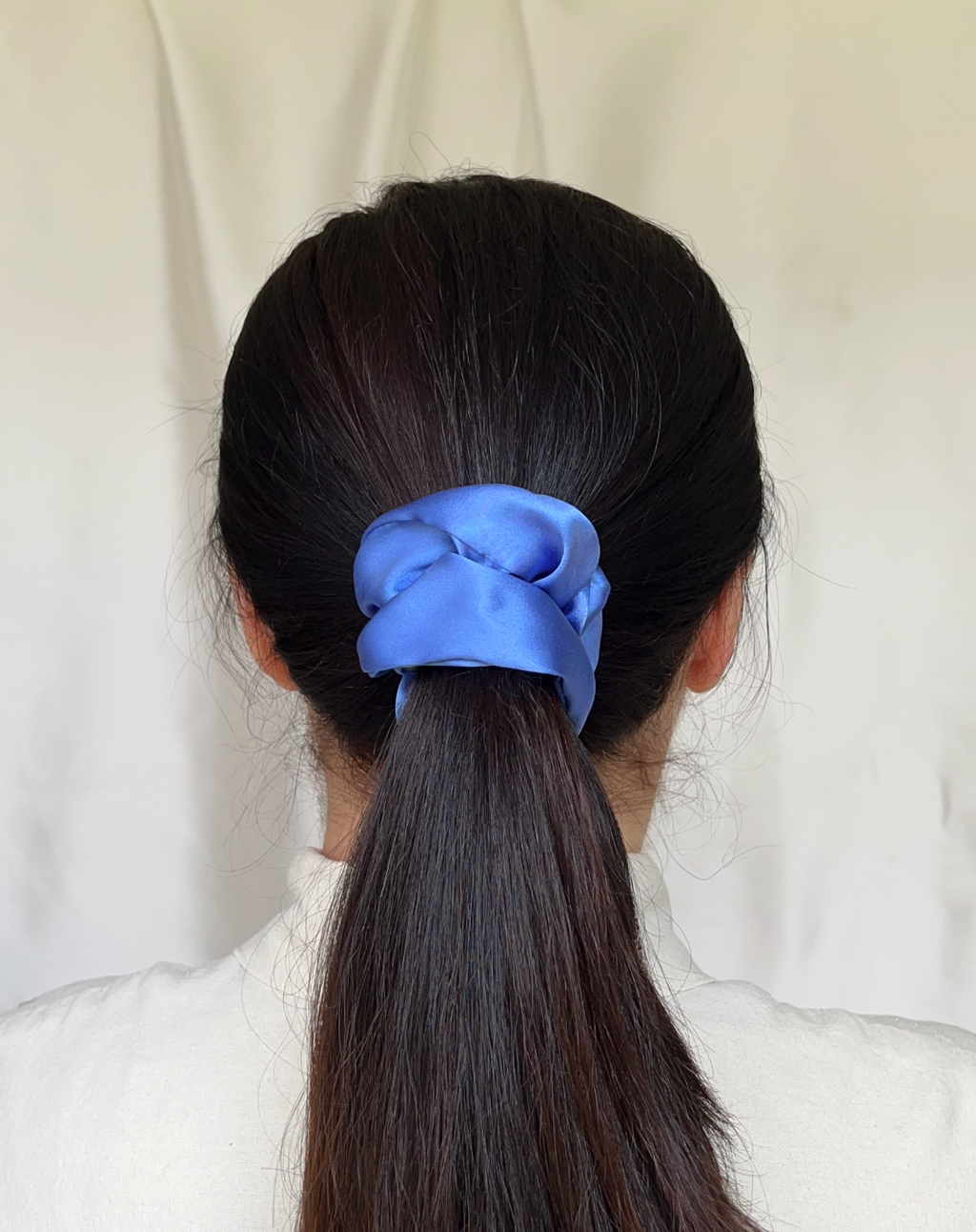 Шовкова резиночка "Пишна", багато кольорів, 17-19 момі