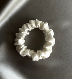 Шовкова резиночка "Класична" айворі