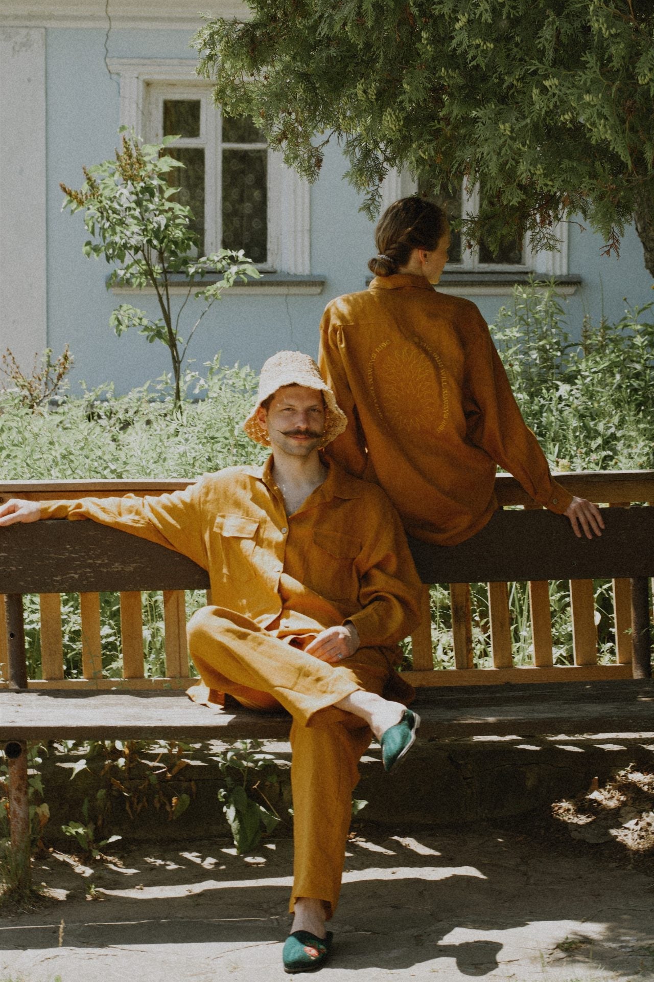 Лляний костюм Rising Sun унісекс від REBELpatterns