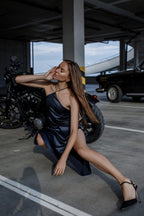 Hodvábne midi šaty od FAYNA