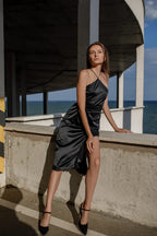 Hodvábne midi šaty od FAYNA