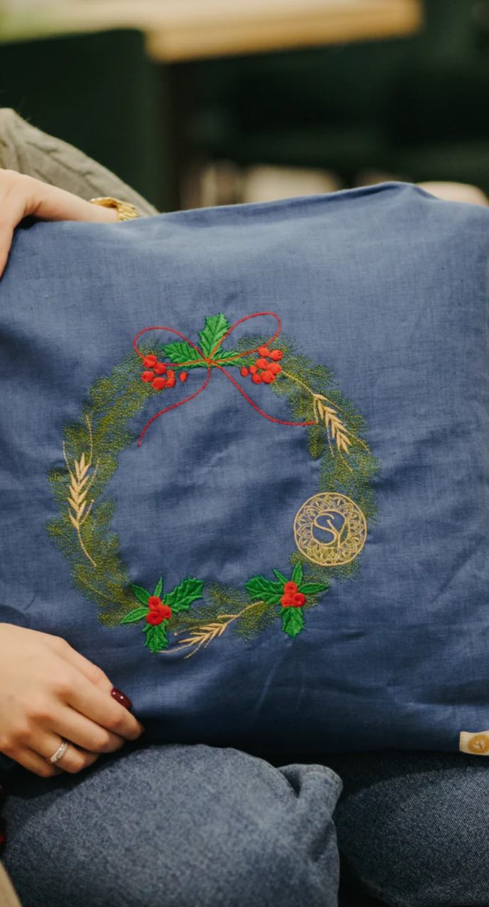 Наволочка лляна з вишивкою Різдвяно-Новорічна SAVE yourself