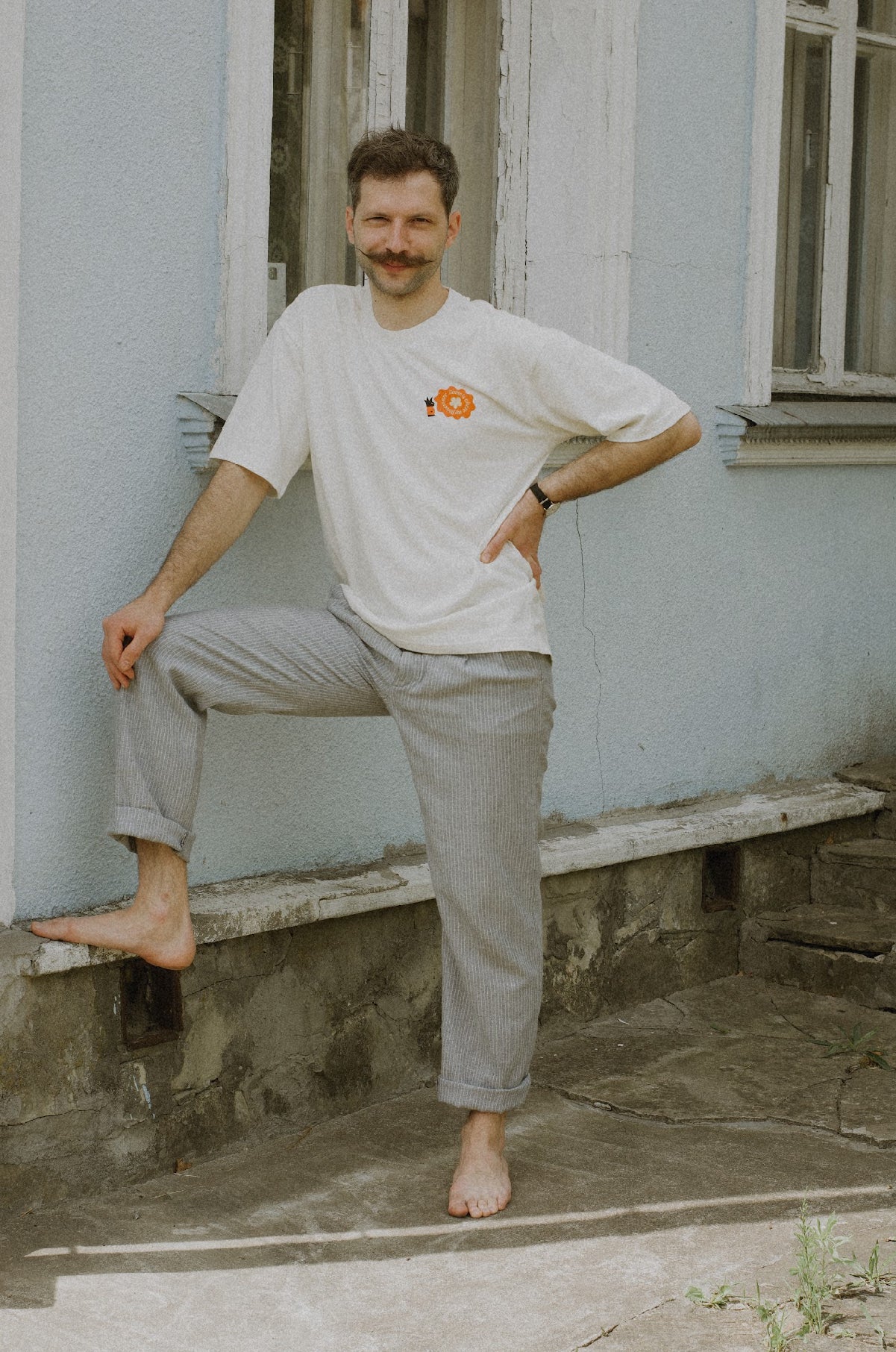 Футболка Чорнобривці унісекс від REBELpatterns