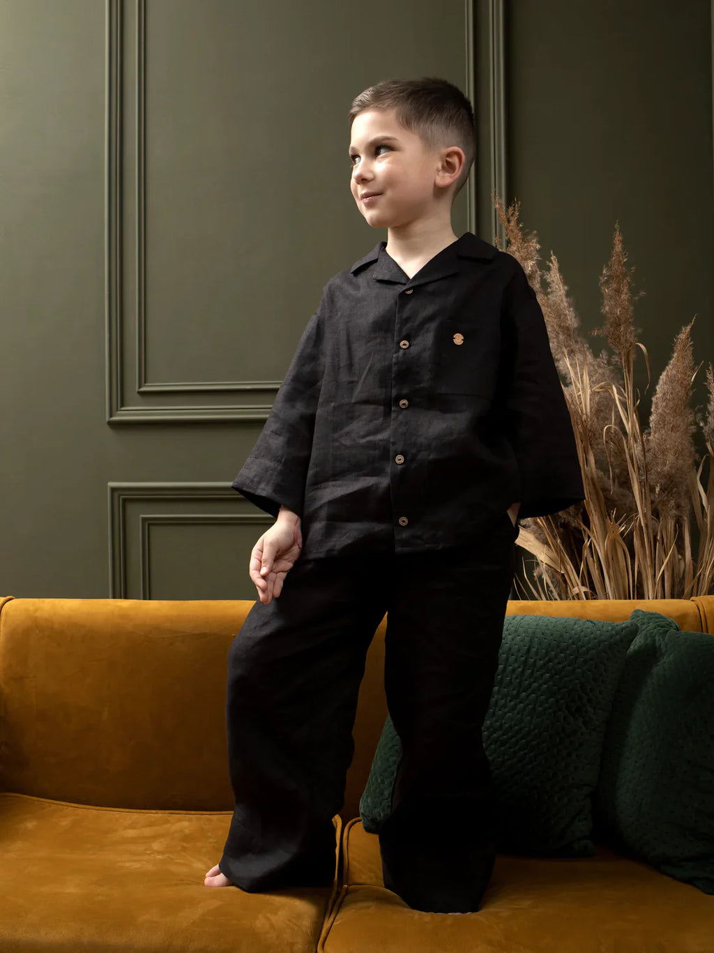 Костюм дитячий чорний з льону від SAVE yourself