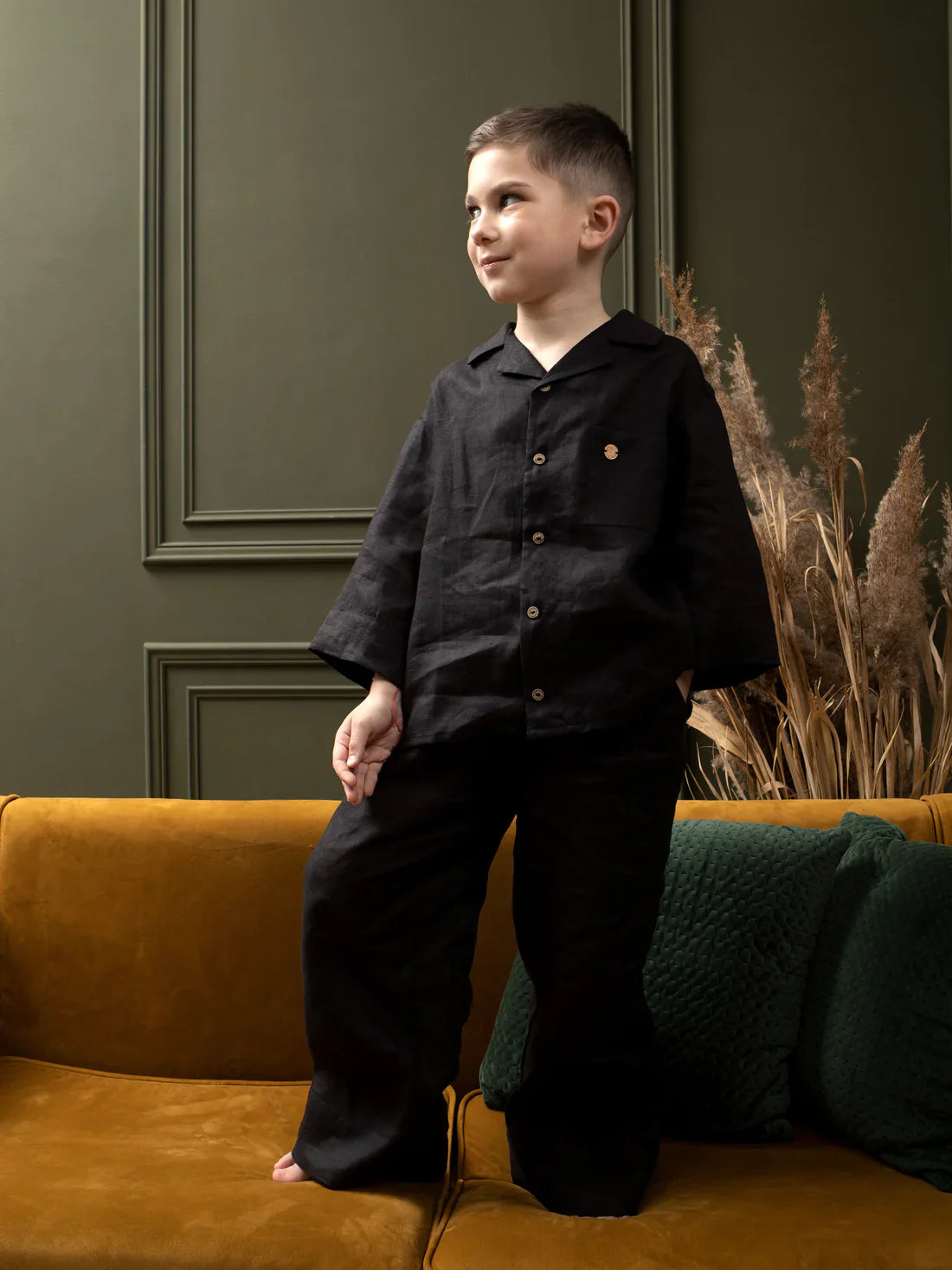 Костюм дитячий чорний з льону від SAVE yourself