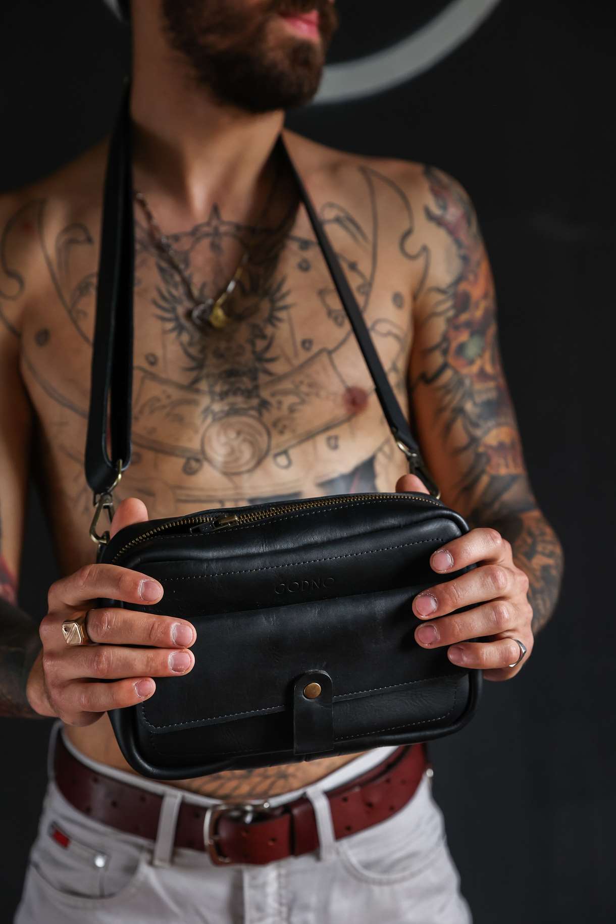 Сумка Brick bag small чорна від GODNO