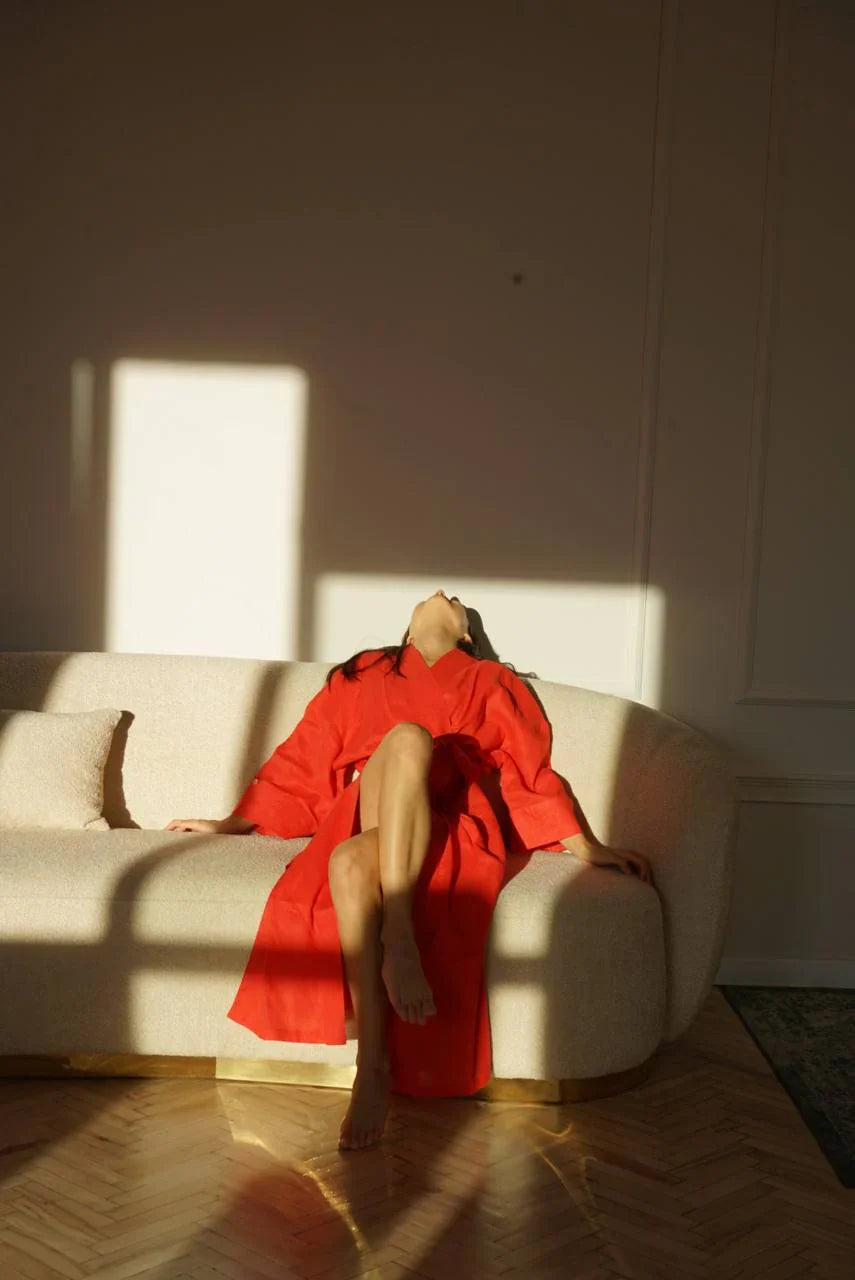 Халат жіночий червоний з льону довжиною максі «BAZHANA» від SAVE yourself