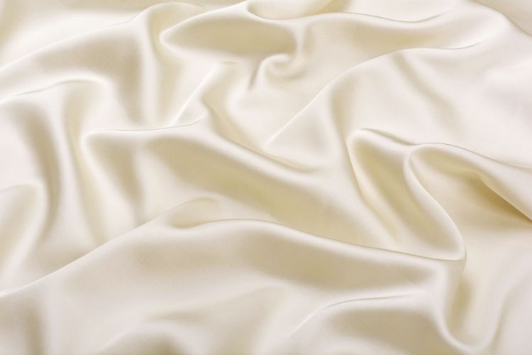 Hodvábny top Angelika od FAYNA