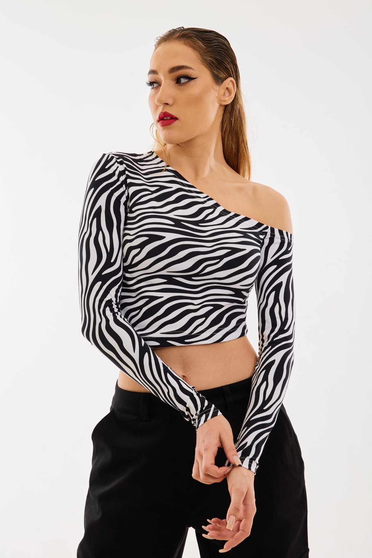 Лонгслів вкорочений, в 3-х кольорах BRU