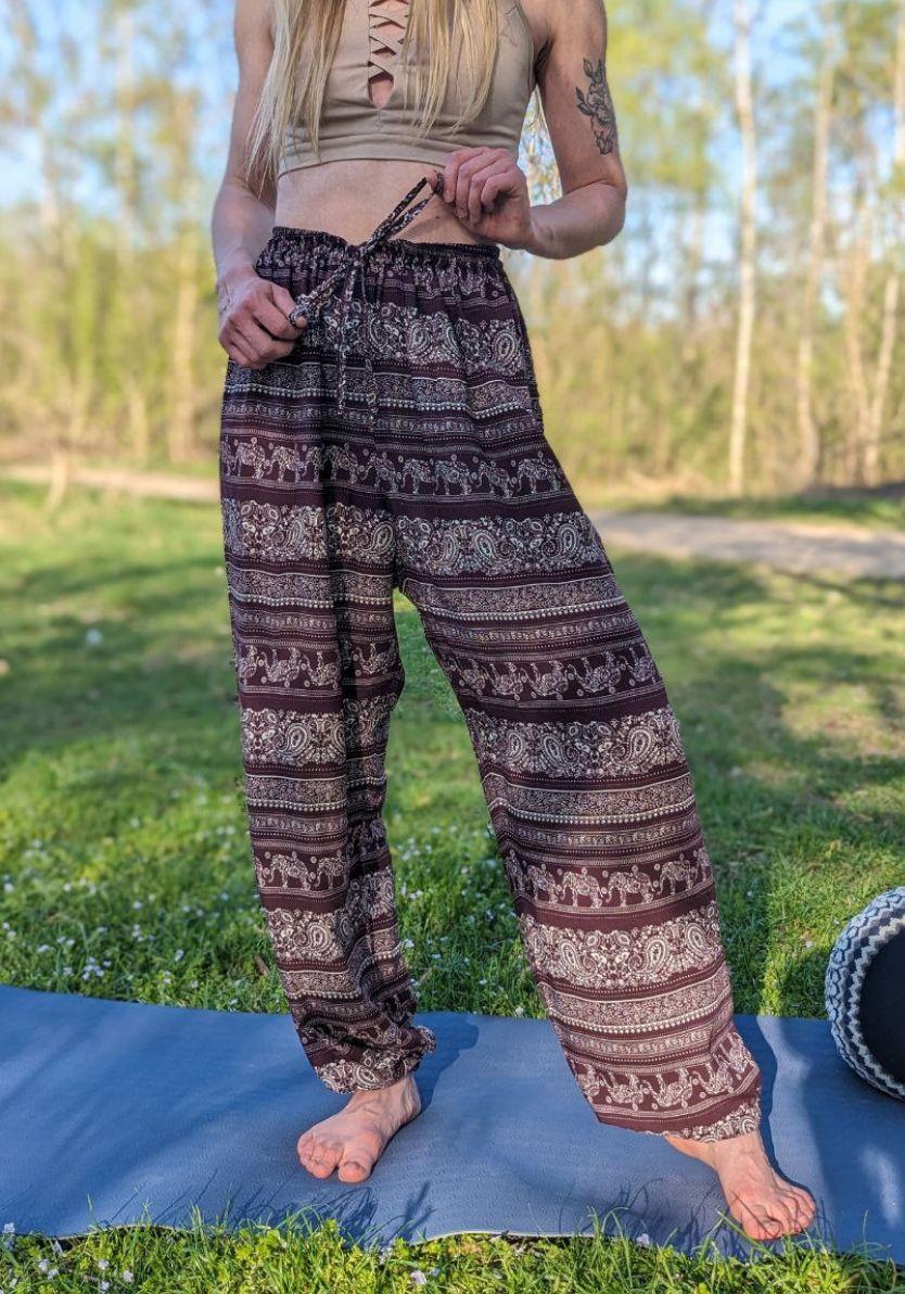 Широкі вільні легкі штани для йоги "Elephant maroon" від RAO в індійському стилі